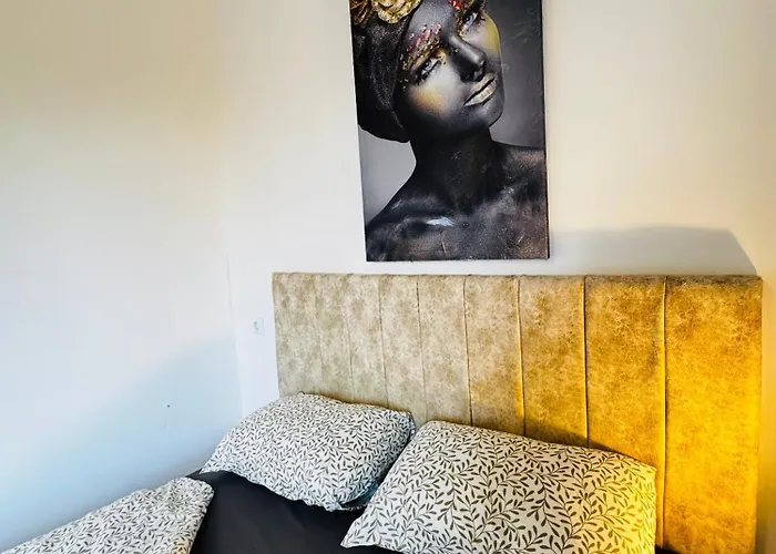 8br Apt, With Garden & Tarrace, Sleeps 17 * Vienna