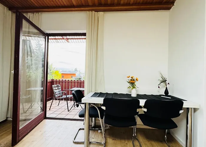 Apartment 8br Apt, With Garden & Tarrace, Sleeps 17 *