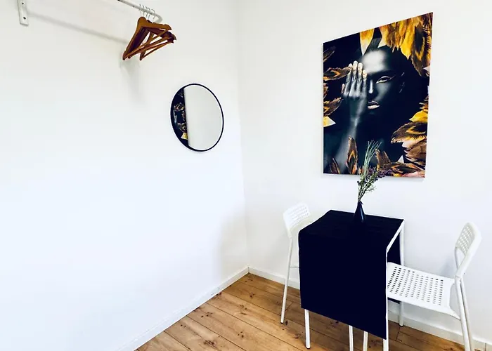 8br Apt, With Garden & Tarrace, Sleeps 17 * Vienna