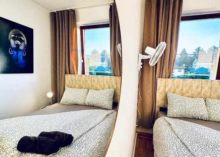 8br Apt, With Garden & Tarrace, Sleeps 17 Apartment *