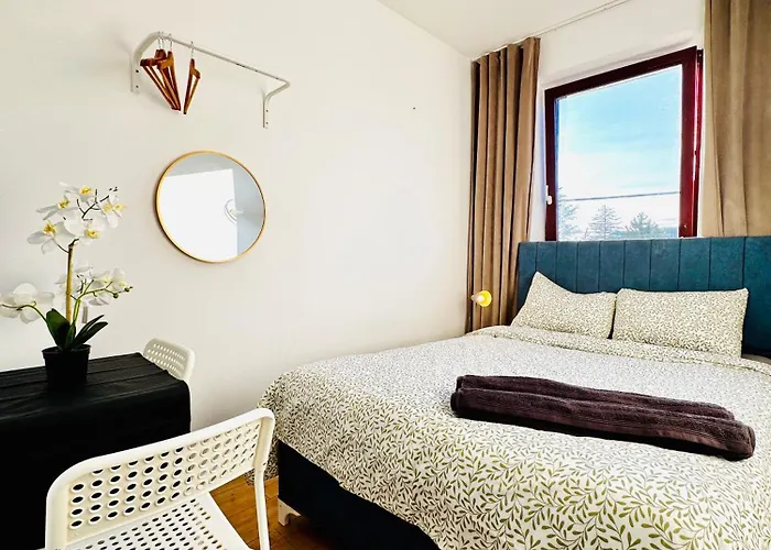 8br Apt, With Garden & Tarrace, Sleeps 17 Vienna