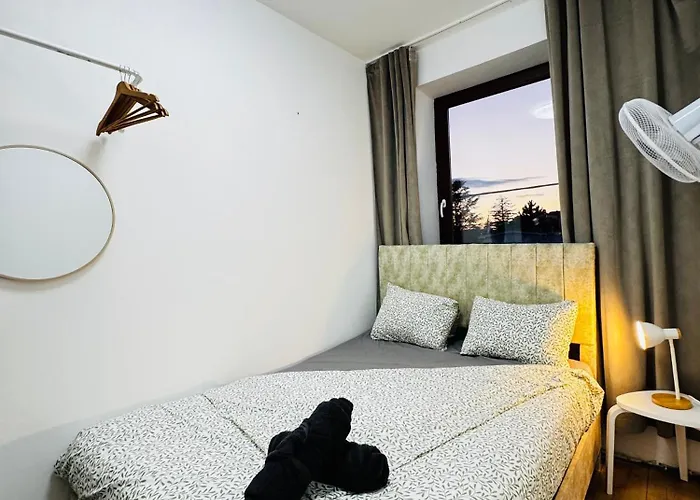 8br Apt, With Garden & Tarrace, Sleeps 17 * Vienna