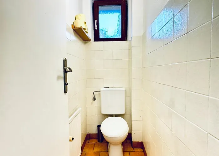 8br Apt, With Garden & Tarrace, Sleeps 17 * Vienna
